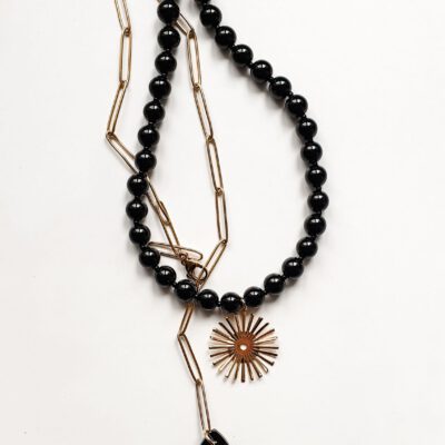 Vėrinys su pakabuku