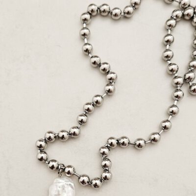 Pakabukas su burbuline grandinėle