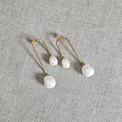 Auskarai BROOKE - balti