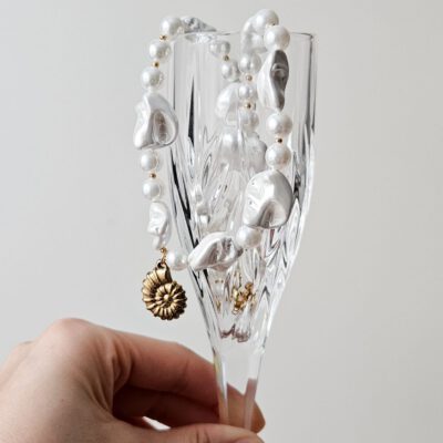 Vėrinys su kriauklėmis