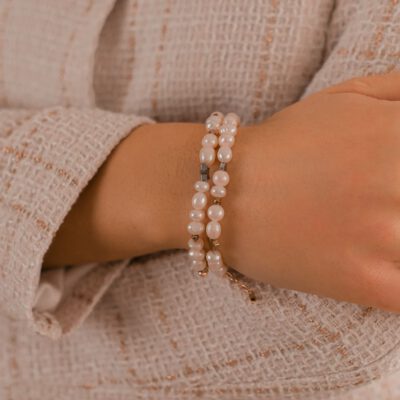 Apyrankė su perlais ir širdelėmis