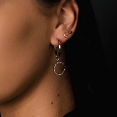 Asimetriški auskarai